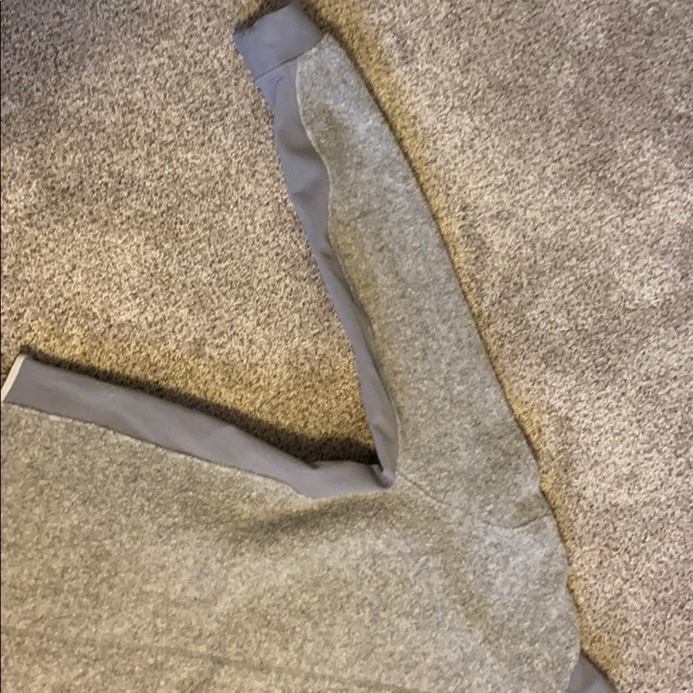 Large Lululemon wool sweater - Picture 4 of 4